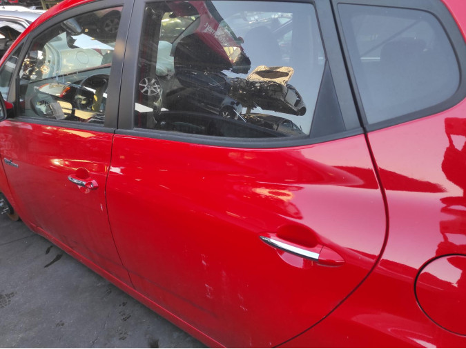 PUERTA TRASERA IZQUIERDA HYUNDAI IX20 41277