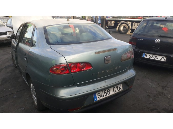 VOLANTE SEAT CORDOBA 2004