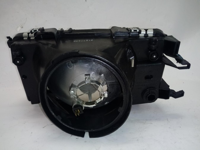 FARO DELANTERO DERECHO AUDI 80 1990