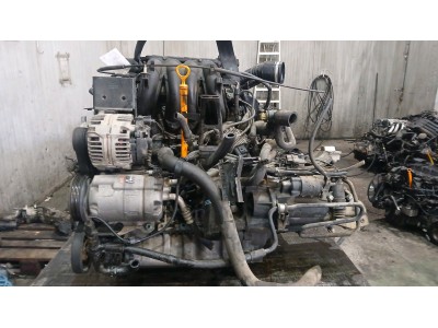MOTOR CON ACCESORIOS Y CAJA DE CAMBIOS VOLKSWAGEN BORA 1999