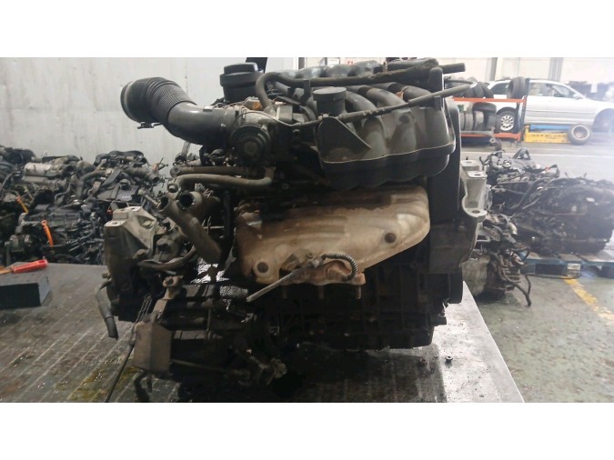 MOTOR CON ACCESORIOS Y CAJA DE CAMBIOS VOLKSWAGEN BORA 1999