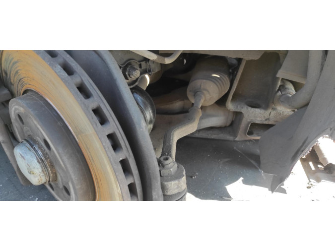 BRAZO SUSPENSION INFERIOR DELANTERO DERECHO MERCEDES CLASE B 2006