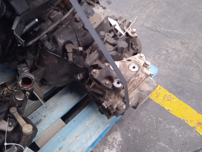 CAJA CAMBIOS OPEL ASTRA 1998