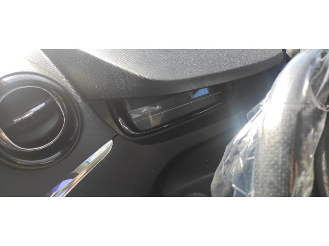 CUADRO INSTRUMENTOS RENAULT ZOE 2013