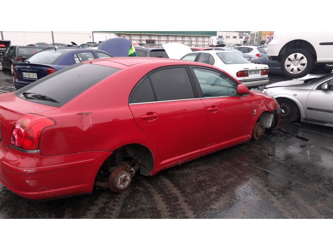 FARO DELANTERO IZQUIERDO TOYOTA AVENSIS 2006