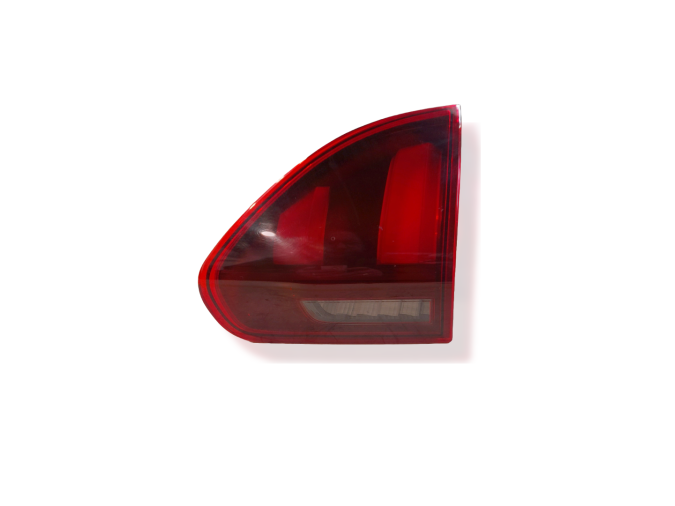 PILOTO TRASERO DERECHO INTERIOR PEUGEOT 2008 THP 2019