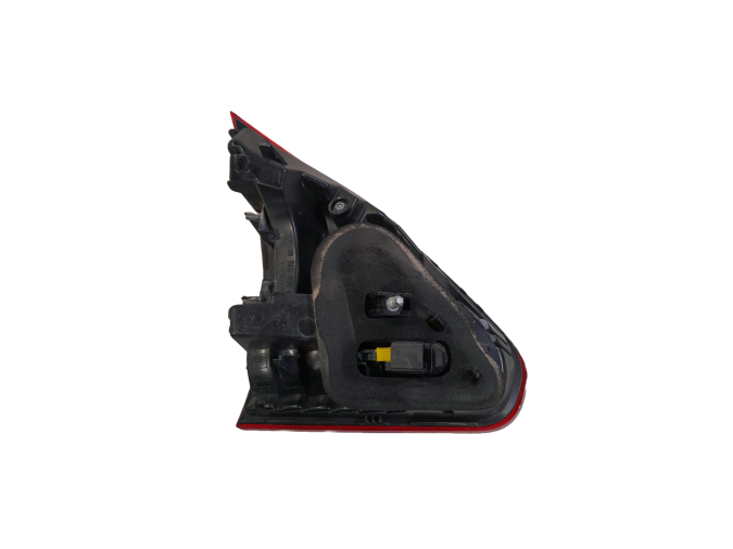 PILOTO TRASERO DERECHO INTERIOR PEUGEOT 2008 THP 2019
