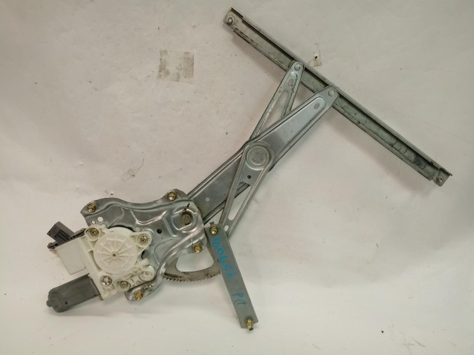 ELEVALUNAS DELANTERO IZQUIERDO TOYOTA AVENSIS 2004
