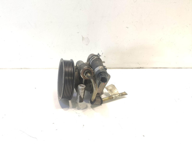 BOMBA SERVODIRECCION FORD FIESTA 2005