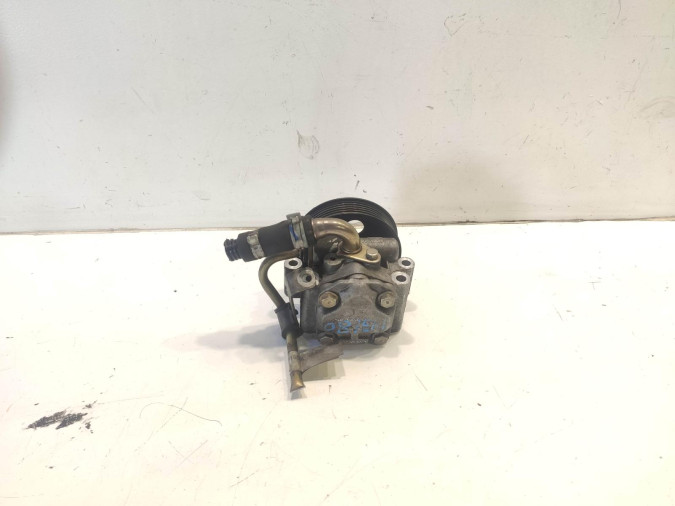 BOMBA SERVODIRECCION FORD FIESTA 2005