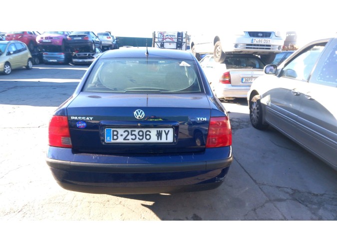 Autorradio VOLKSWAGEN PASSAT 2000