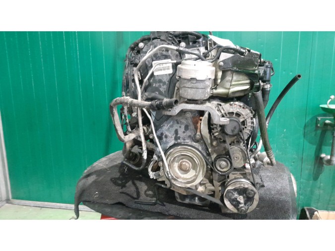 MOTOR CON ACCESORIOS SIN CAJA DE CAMBIOS FORD MONDEO 2014