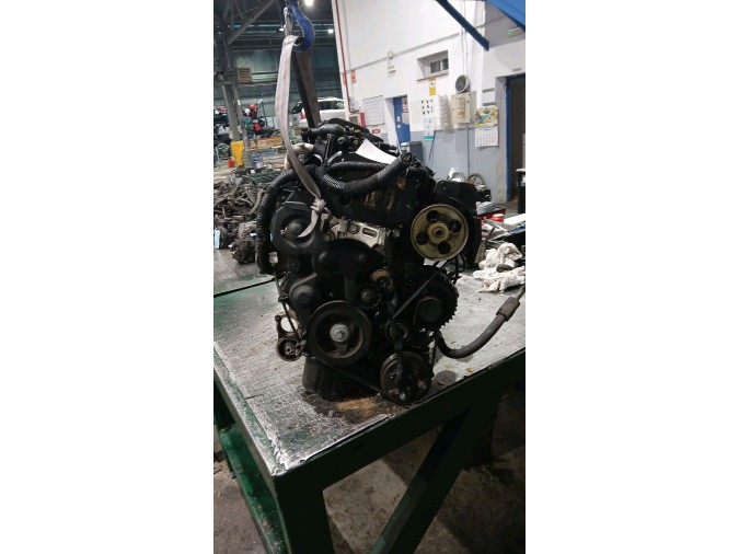 MOTOR CON ACCESORIOS Y CAJA DE CAMBIOS PEUGEOT 206 2006