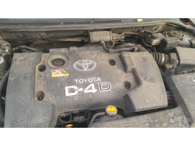 ALETA DELANTERA IZQUIERDA TOYOTA AVENSIS 2004