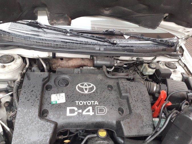 FARO DELANTERO IZQUIERDO TOYOTA COROLLA 2004