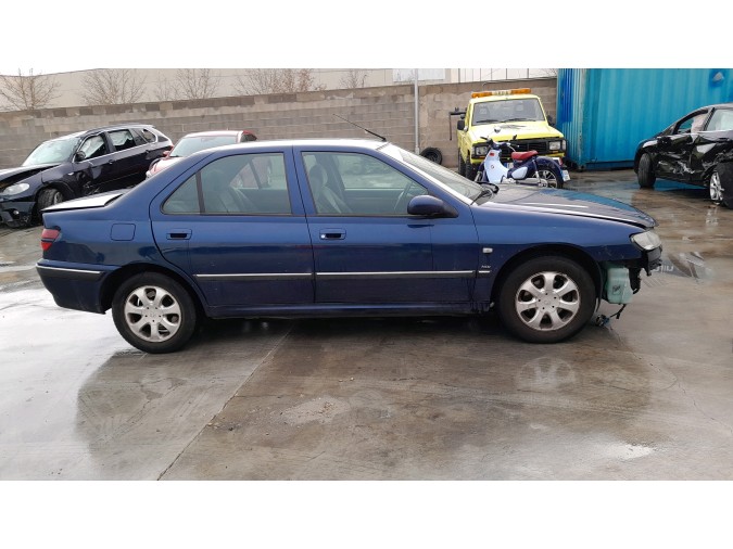 FARO DELANTERO DERECHO PEUGEOT 406 2001