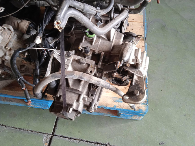 Caja de cambios color Azul SEAT CORDOBA 2001