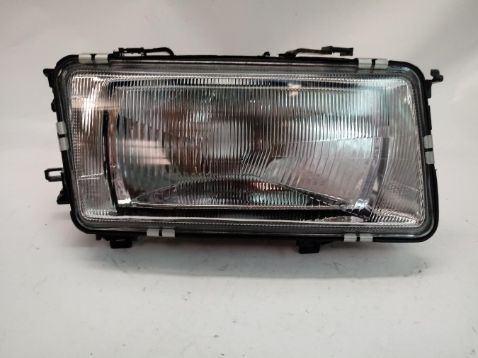 FARO DELANTERO DERECHO AUDI 80 1990
