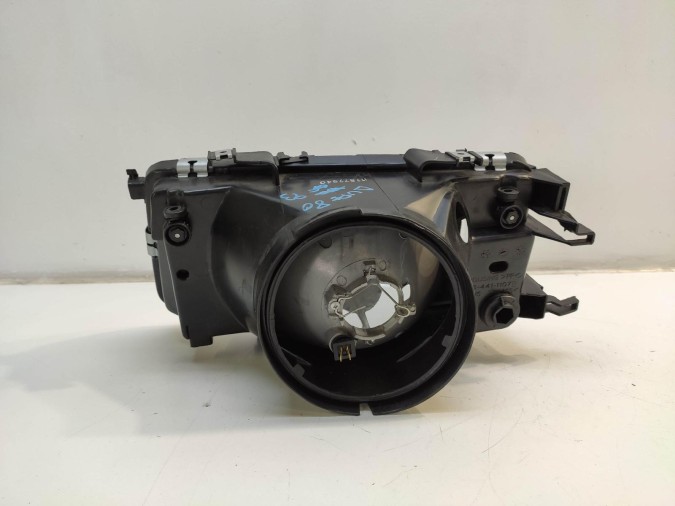 FARO DELANTERO DERECHO AUDI 80 1990