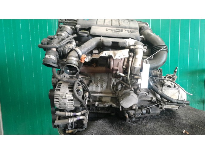 MOTOR CON ACCESORIOS Y CAJA DE CAMBIOS PEUGEOT 308 2010