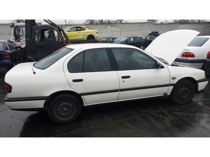 MOTOR CON ACCESORIOS Y CAJA DE CAMBIOS NISSAN PRIMERA 1994