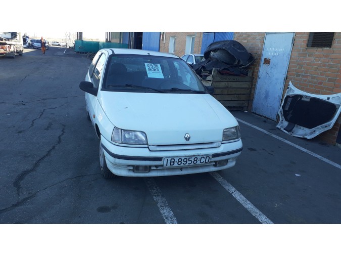 MECANICA TRASERA	 RENAULT CLIO 1995