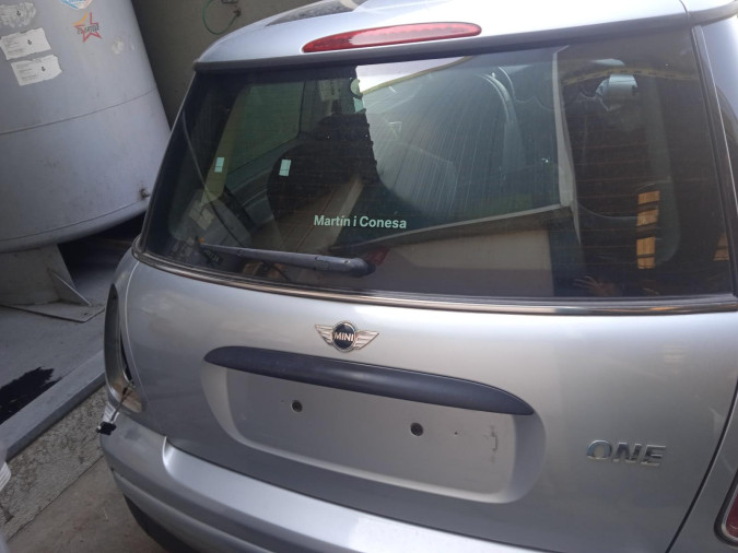 PORTON TRASERO FORD KA 2004