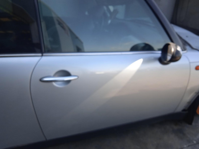 PUERTA DELANTERA DERECHA BMW MINI 2004