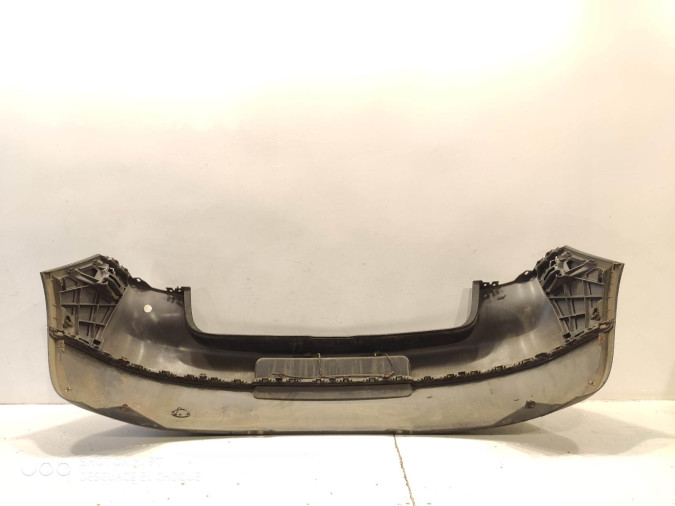 PARAGOLPES TRASERO VOLKSWAGEN GOLF 2004