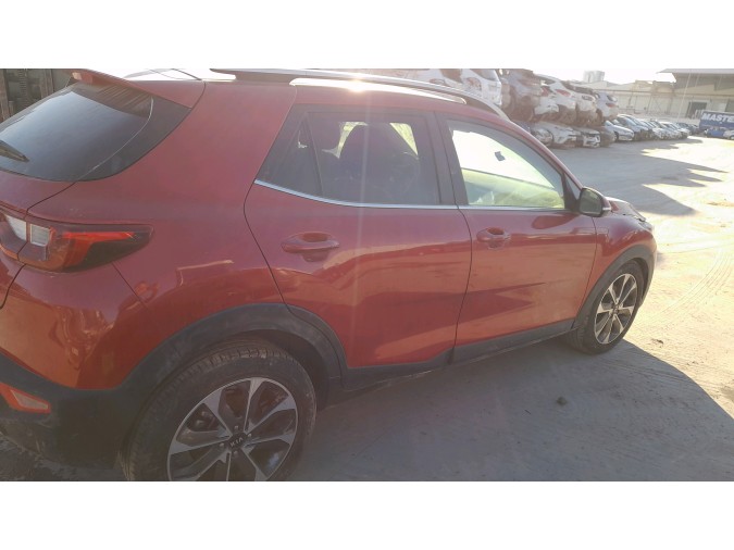 ALETIN DELANTERO DERECHO KIA STONIC 2019