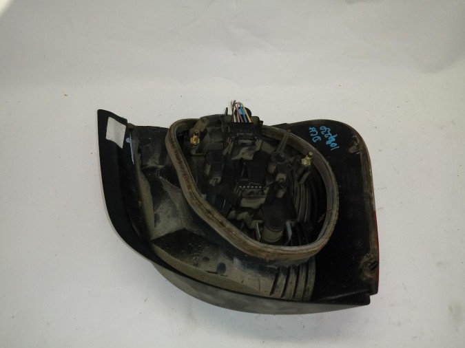 PILOTO TRASERO DERECHO HYUNDAI GETZ 2002