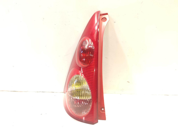 PILOTO TRASERO IZQUIERDO PEUGEOT 107 2006