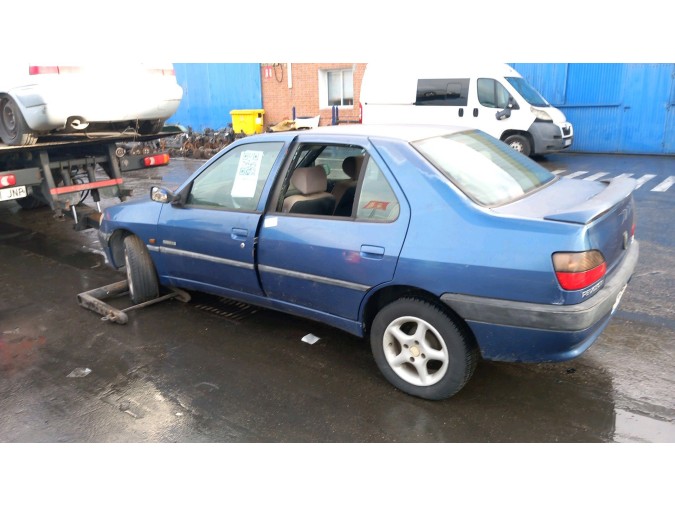 MANDO ELEVALUNAS DELANTERO DERECHO PEUGEOT 306 1999