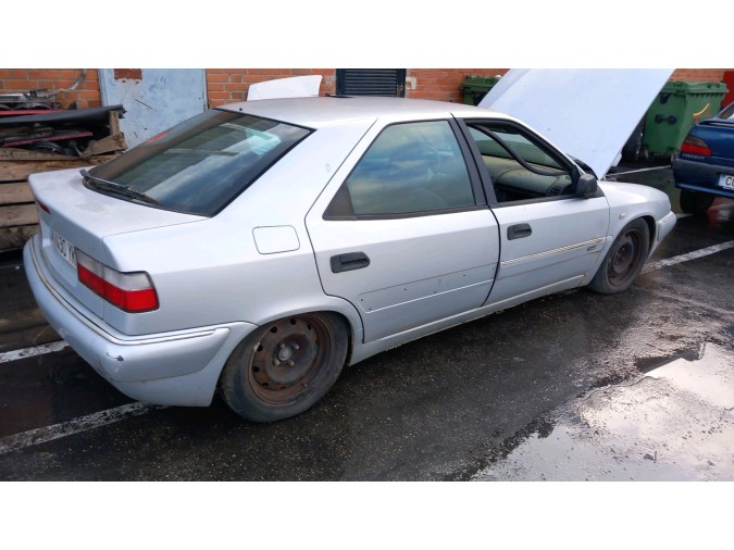 MANGUETA DELANTERA IZQUIERDA CITROEN XANTIA 1999
