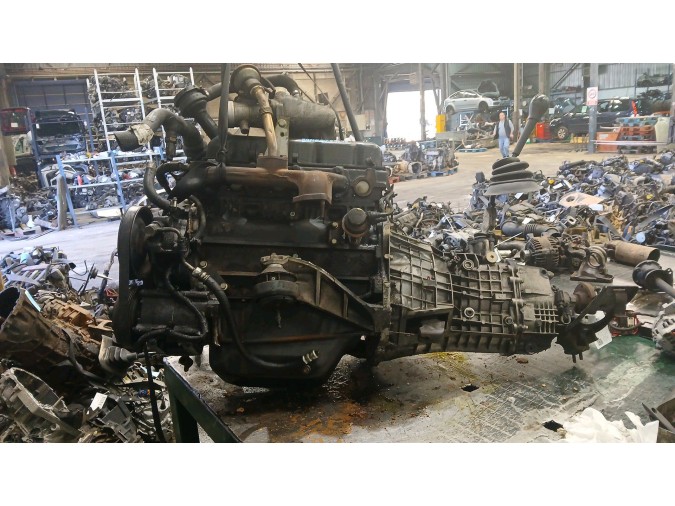 MOTOR CON ACCESORIOS SIN CAJA DE CAMBIOS FORD TRANSIT 1999
