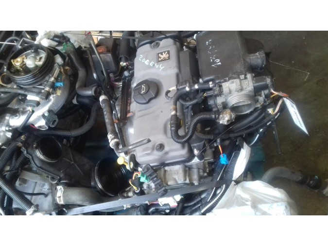 Motor color Azul PEUGEOT 206 1999