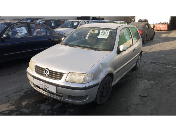 Consola central VOLKSWAGEN POLO 2001
