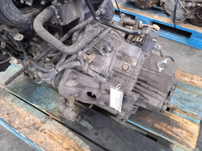 CAJA CAMBIOS OPEL ZAFIRA 2001