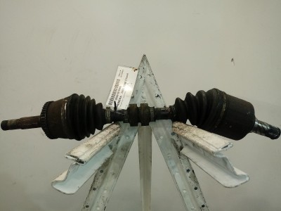 TRANSMISION DELANTERA IZQUIERDA NISSAN PRIMERA 2003