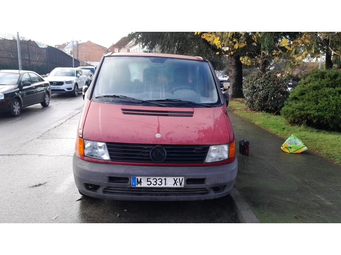 TRANSMISIÓN DELANTERA IZQUIERDA MERCEDES 110CD1 1999