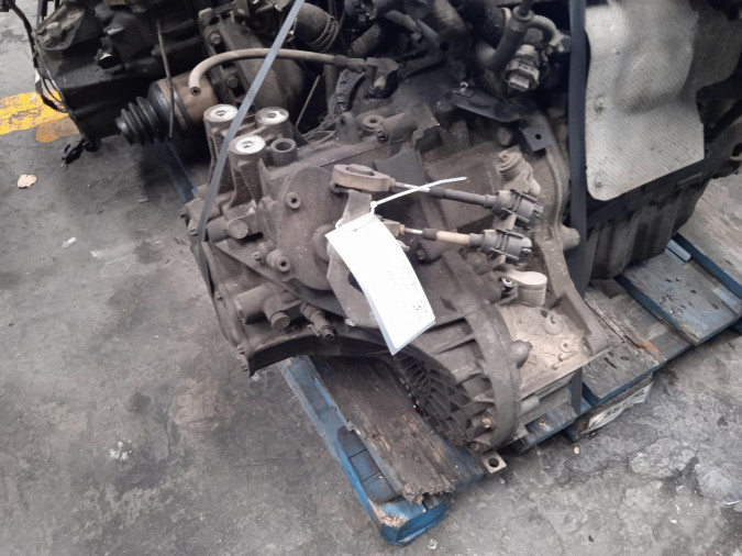CAJA CAMBIOS OPEL ZAFIRA 1999