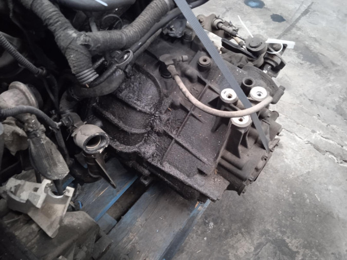 CAJA CAMBIOS OPEL ZAFIRA 1999