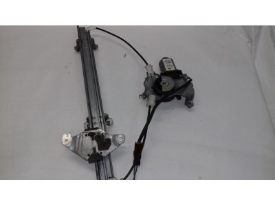 ELEVALUNAS DELANTERO DERECHO NISSAN PRIMERA 1999