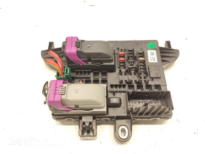 Caja de Fusibles OPEL INSIGNIA 2011