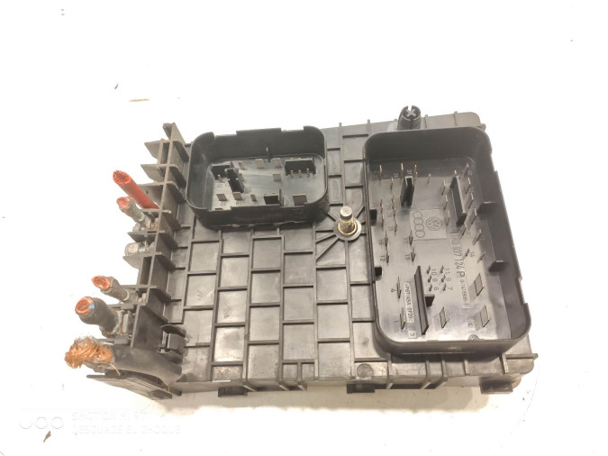 Caja de Fusibles SKODA OCTAVIA 2007