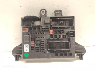 Caja de Fusibles OPEL INSIGNIA 2011