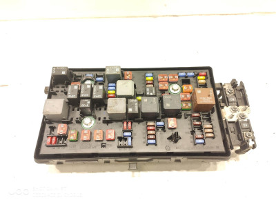 Caja de Fusibles OPEL INSIGNIA 2011