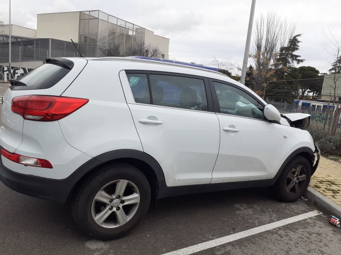 MANDO ELEVALUNAS DELANTERO DERECHO KIA SPORTAGE 2014