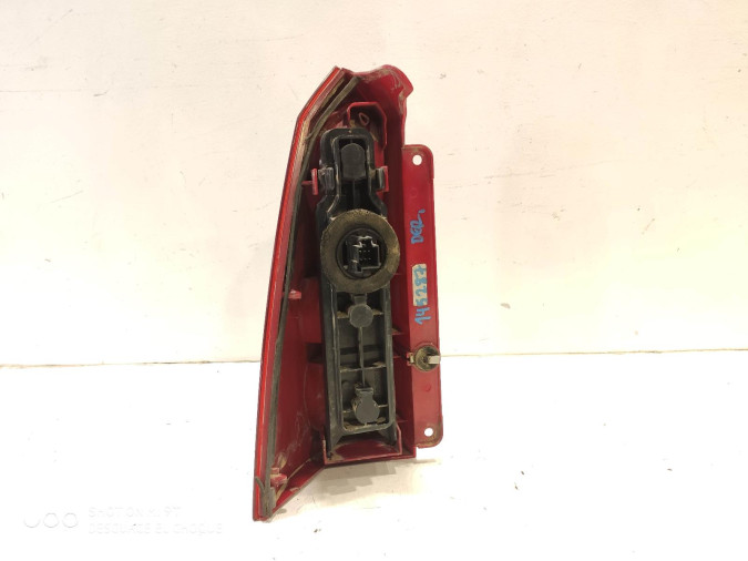 PILOTO TRASERO DERECHO FORD FOCUS 2005