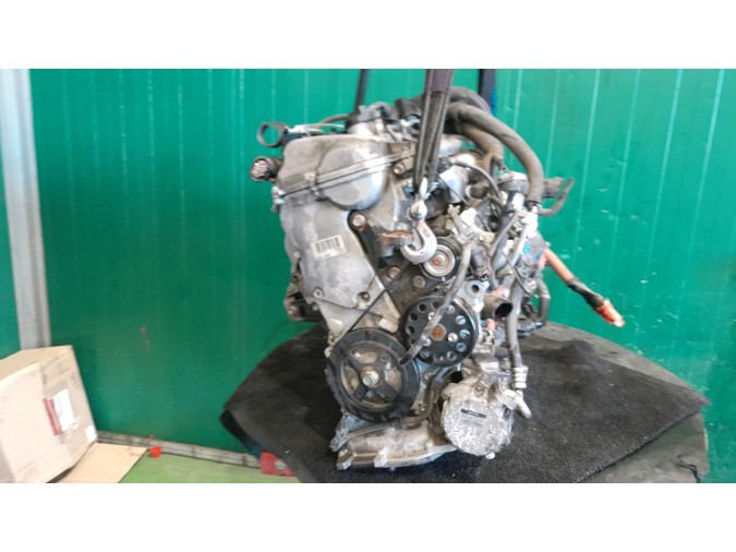 MOTOR CON ACCESORIOS Y CAJA DE CAMBIOS TOYOTA PRIUS 2009